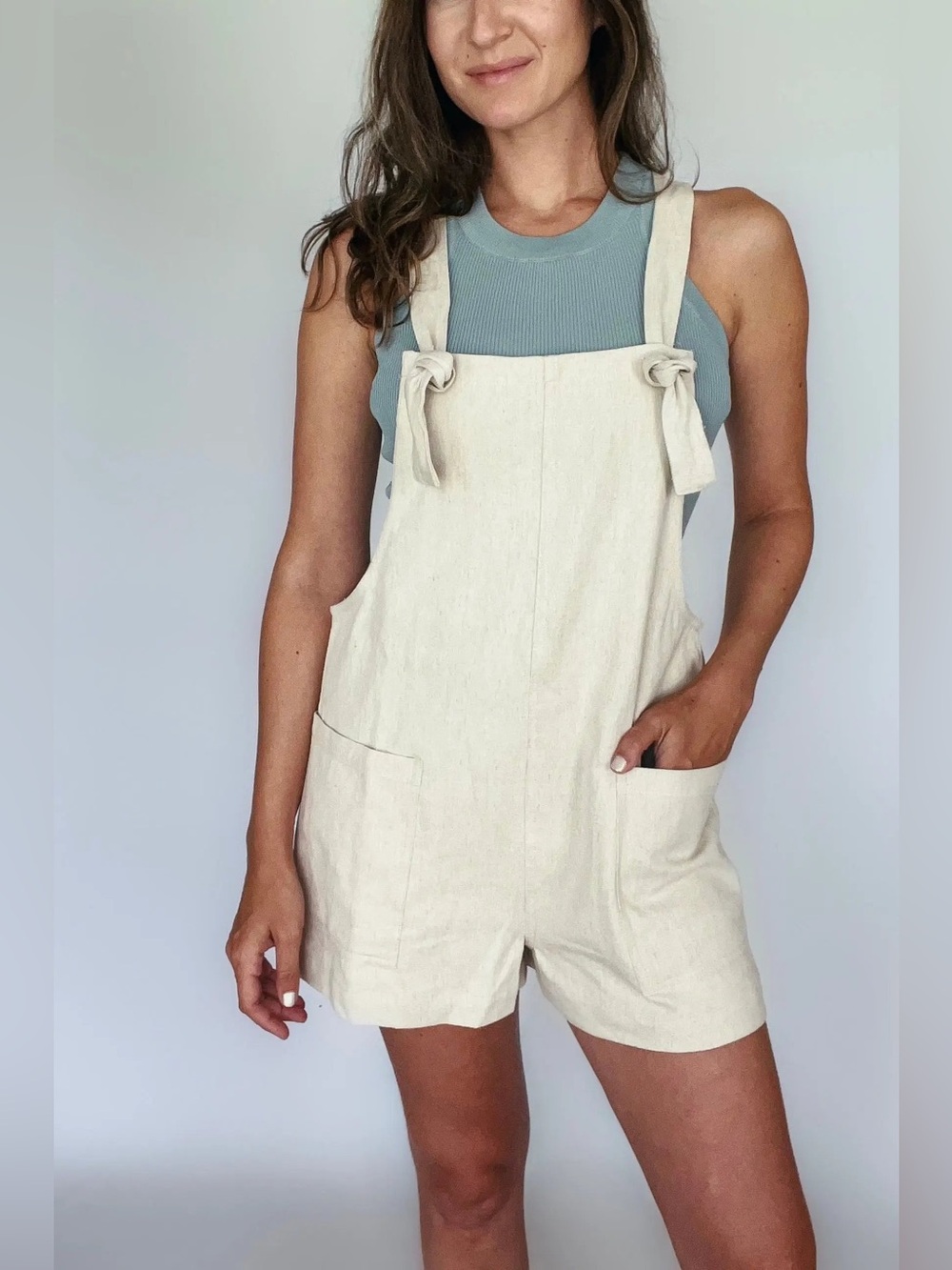 Miou Muse, Women's Linen/Cotton, Oatmeal, Overall Shorts, Adjust Straps, Small